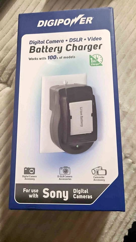 Digipower VTC-500S Travel Charger for Sony
