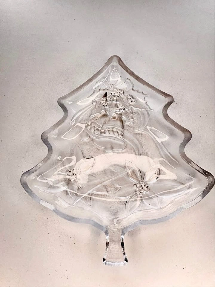 Clear Glass Christmas Tree Serving Dish