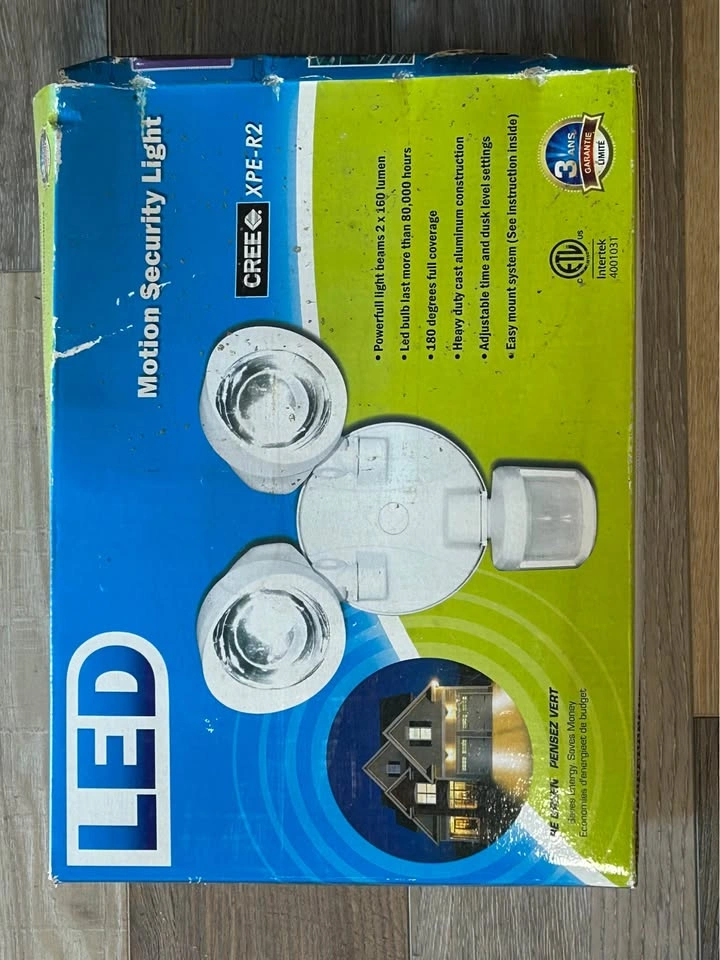 LightMates LED Motion Sensor Security Light – Dual Head - photo 5