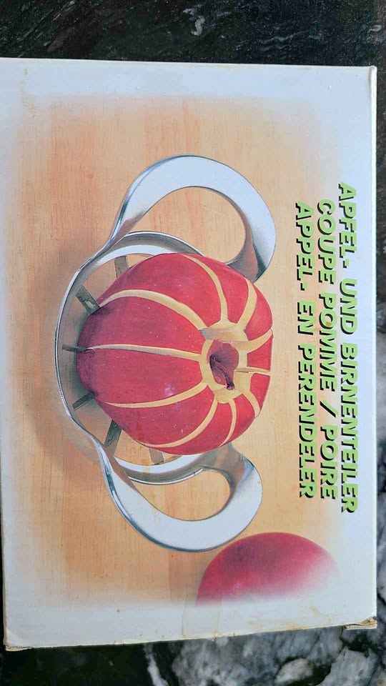 Apple slicer and corer