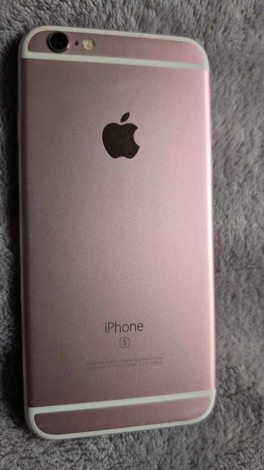 Apple iPhone 6s - photo 2