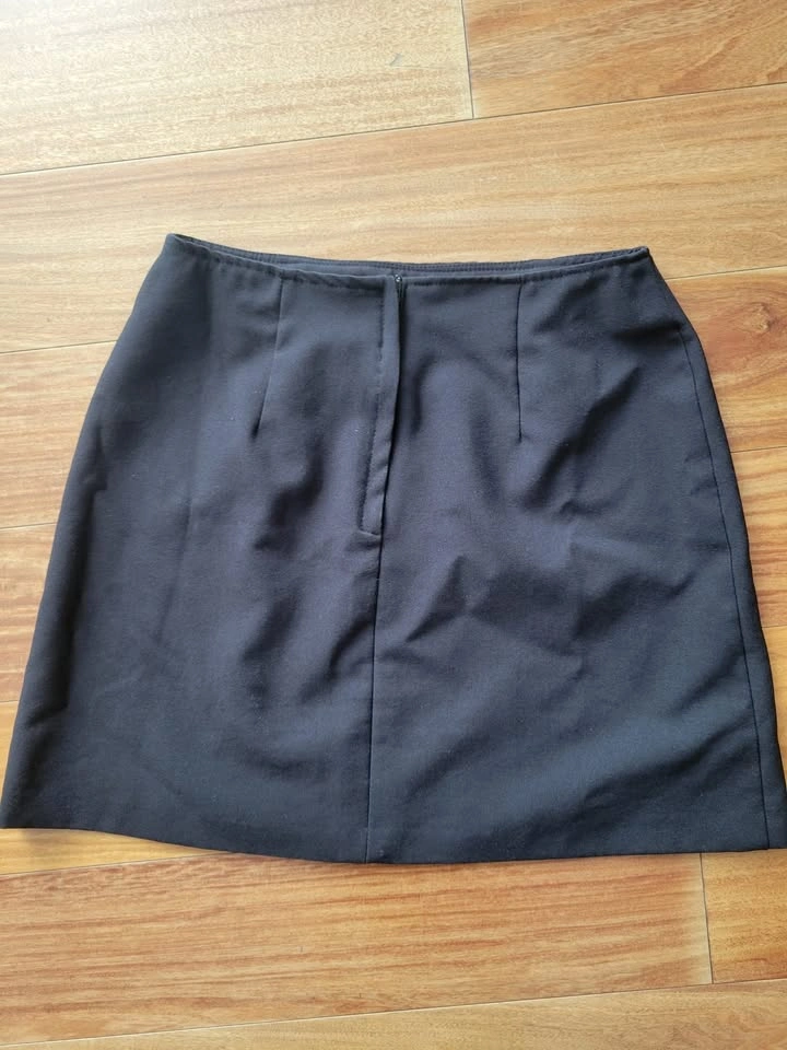 Black Miniskirt Size S