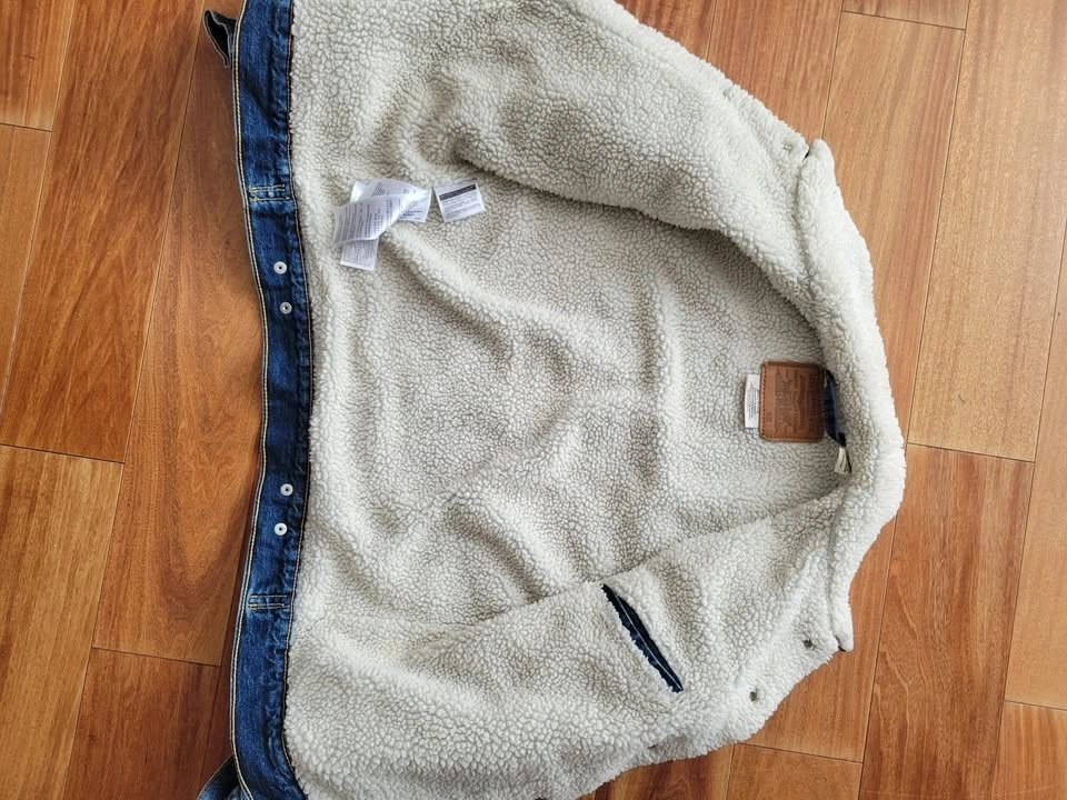 Levi's Sherpa Denim Jacket Size XS - photo 2