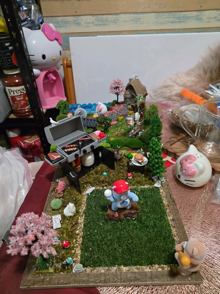 Care Bears Playing at Park Diorama - photo 3