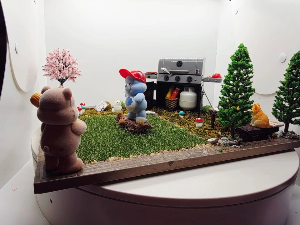 Care Bears Playing at Park Diorama - photo 5