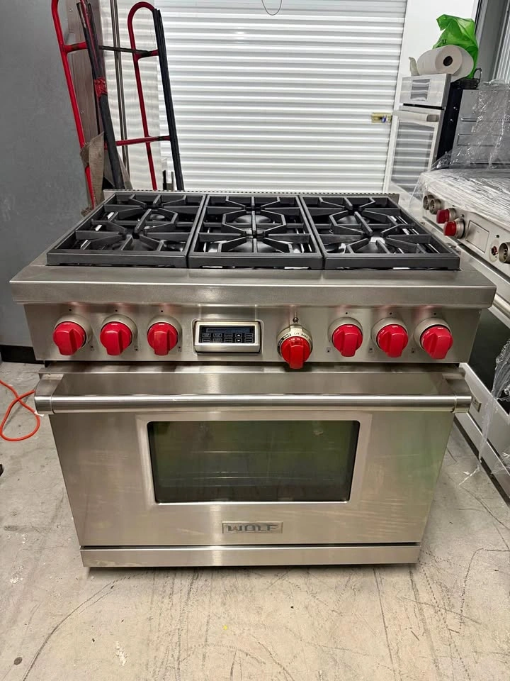 Wolf 36-Inch Dual Fuel Range