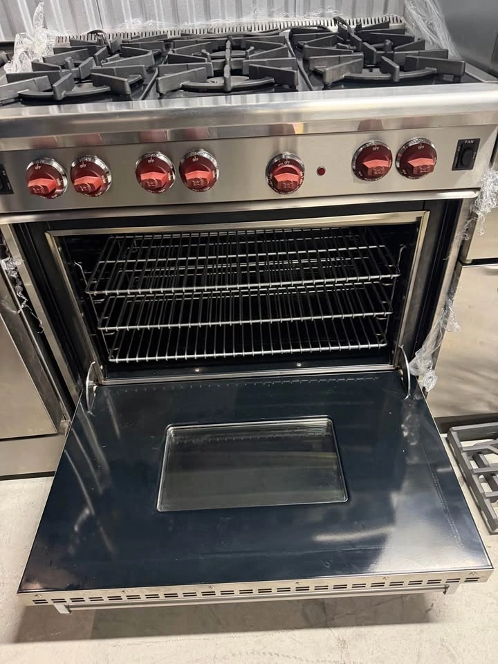 Wolf 36-Inch Gas Range - photo 4