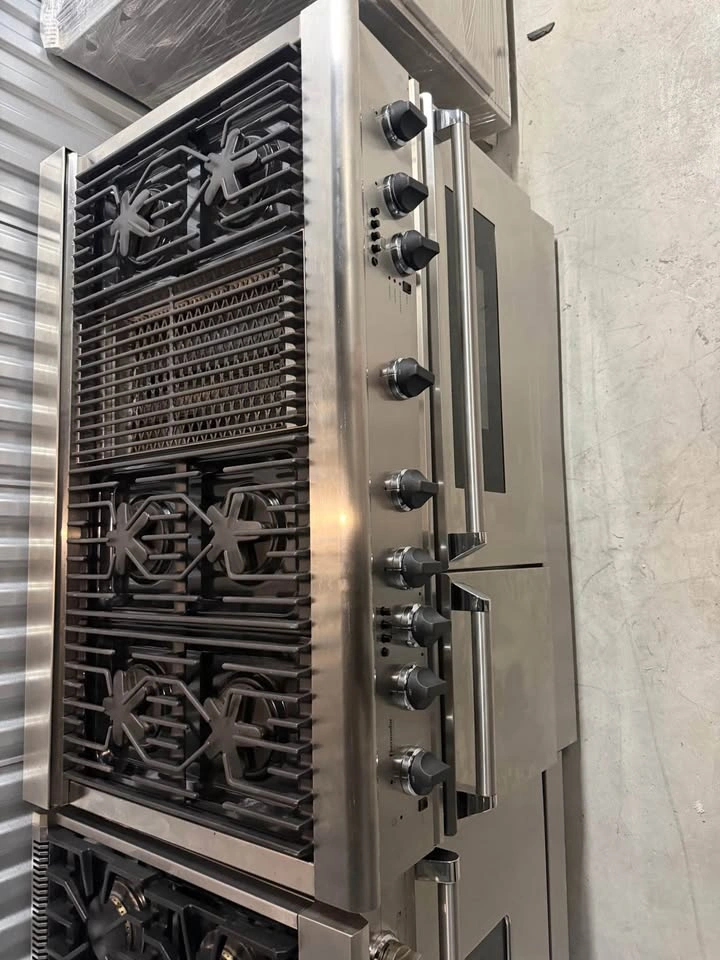 Thermador Professional 48-Inch Dual Fuel Range - photo 2