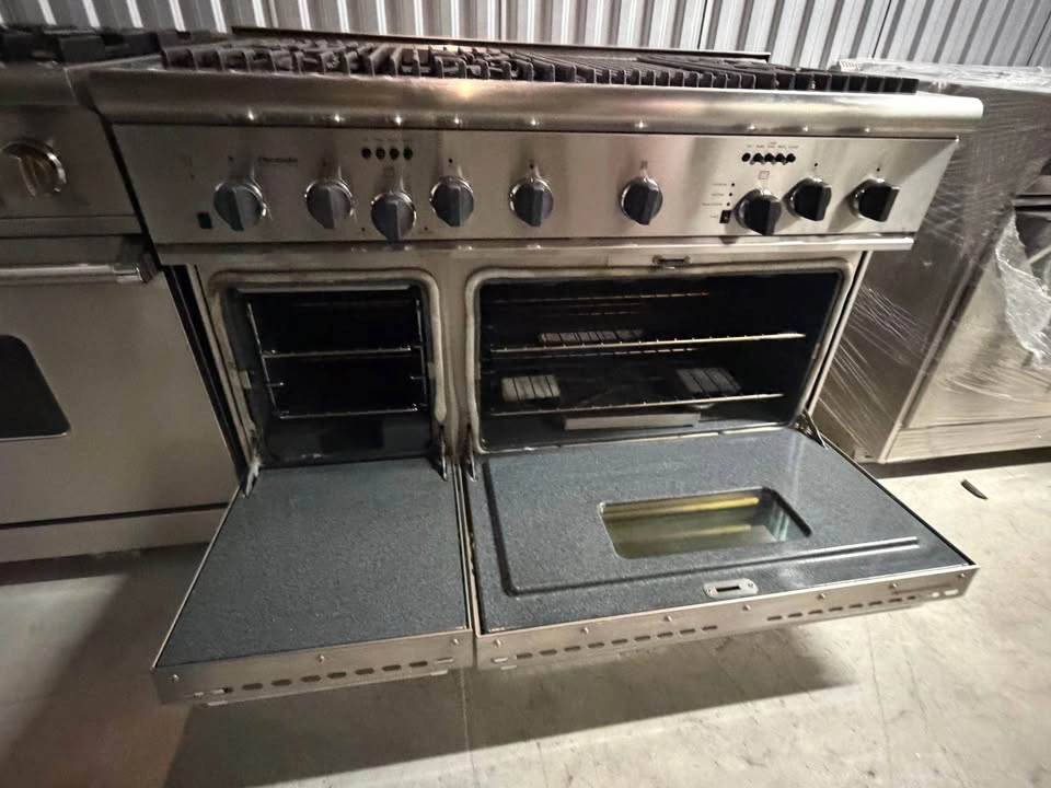 Thermador Professional 48-Inch Dual Fuel Range - photo 4