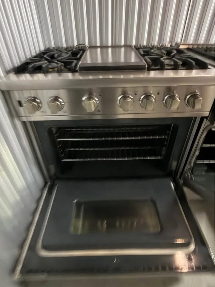 Viking Professional 36" Gas Range with Griddle - photo 3