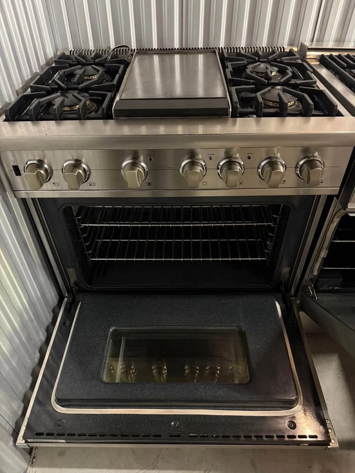 Viking Professional 36" Gas Range with Griddle - photo 5