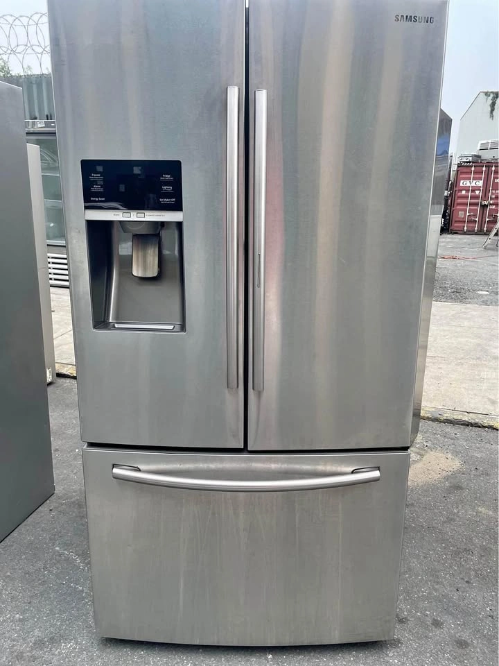 Samsung fridge 36 wide 3 doors with window