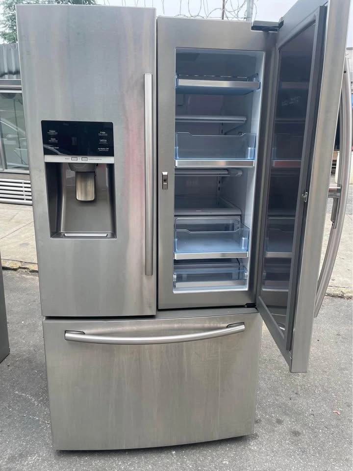 Samsung fridge 36 wide 3 doors with window - photo 2