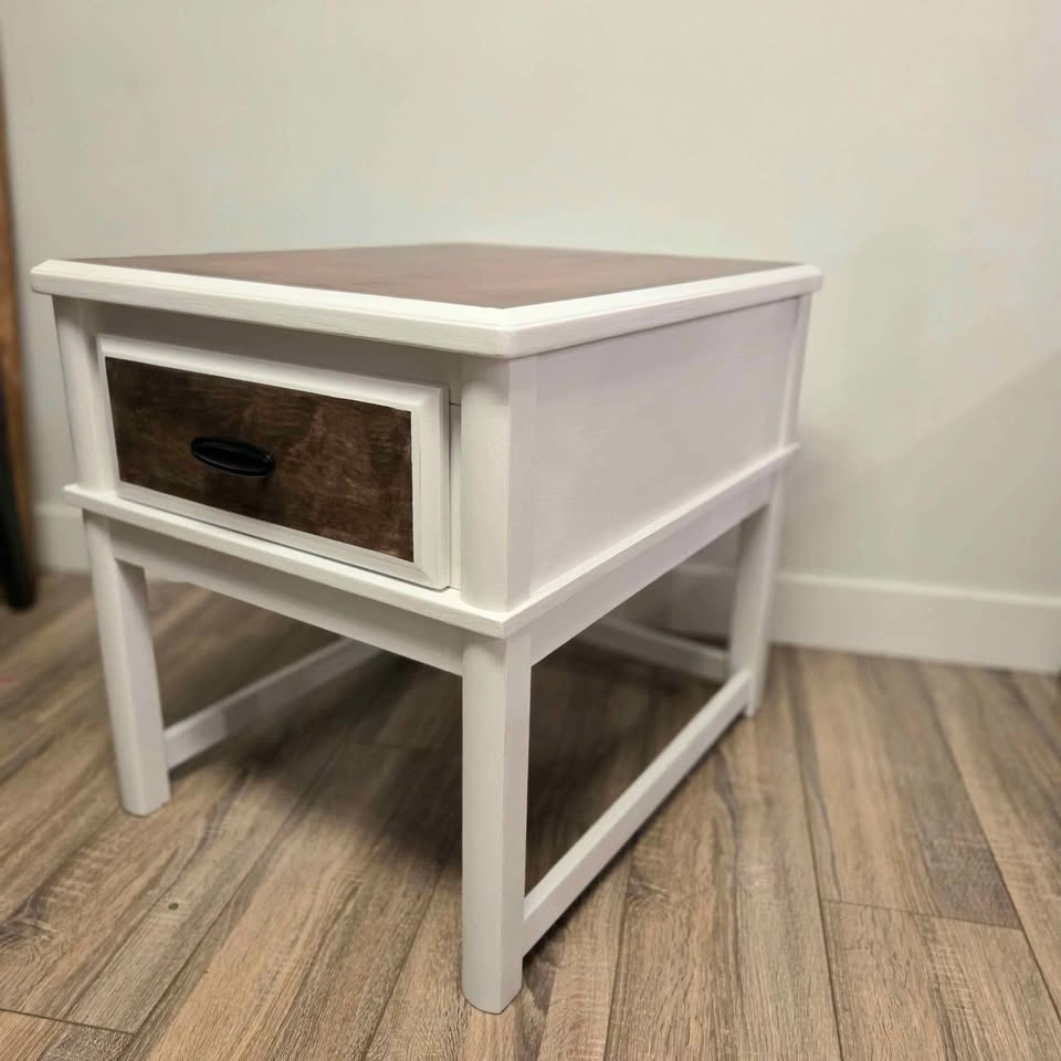 White Side Table With Drawer - photo 4