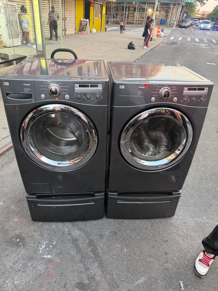 LG washer and dryer gas dryers - photo 2