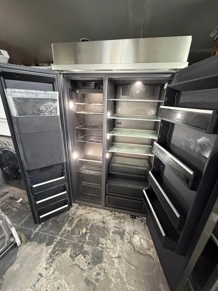 JENNAIR fridge 48 wide double door, side by side - 2024 - photo 2