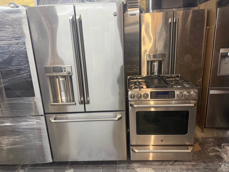 GE Cafe 36-inch 3-Door Fridge and 30-inch 4-Burner Stove - photo 2