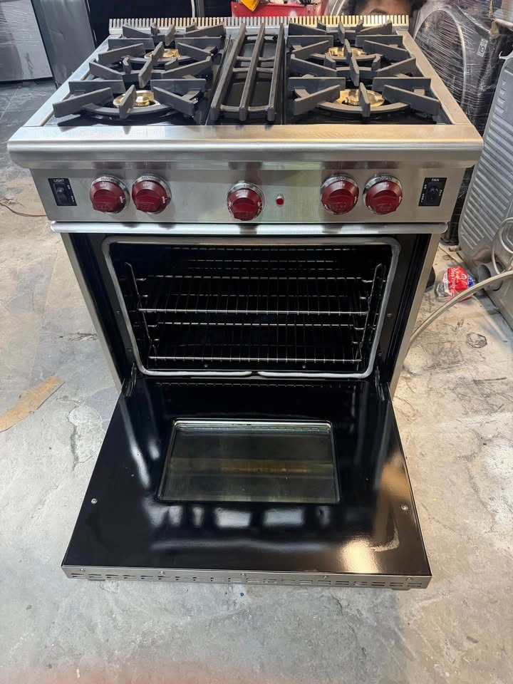 Wolf Stove 30 inch Silver 4 Burner with Red Knobs - photo 2