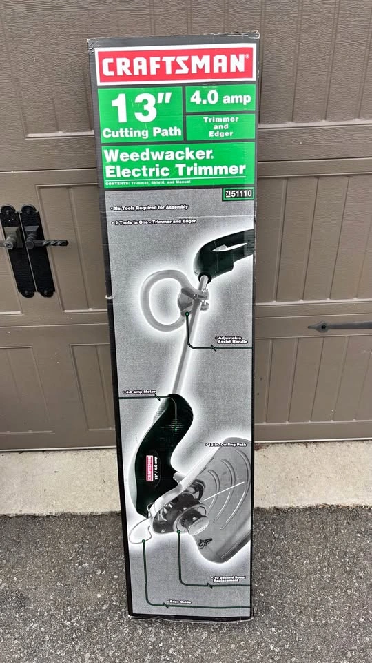 BNIB Craftsman 13" 4.0 Amp Corded Electric Trimmer and Edger