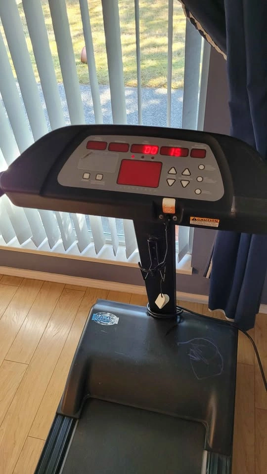 Electric Treadmill - Good Working Condition - photo 3
