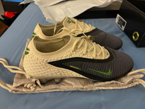 Kobe Phantom 6 Low Nike Elite FG SE Football Cleats Men's US 11