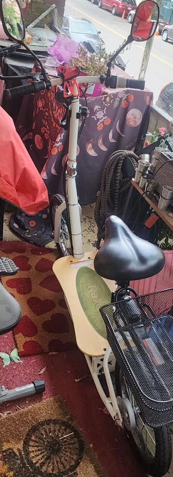 Razor EcoSmart Metro Electric Scooter - photo 4