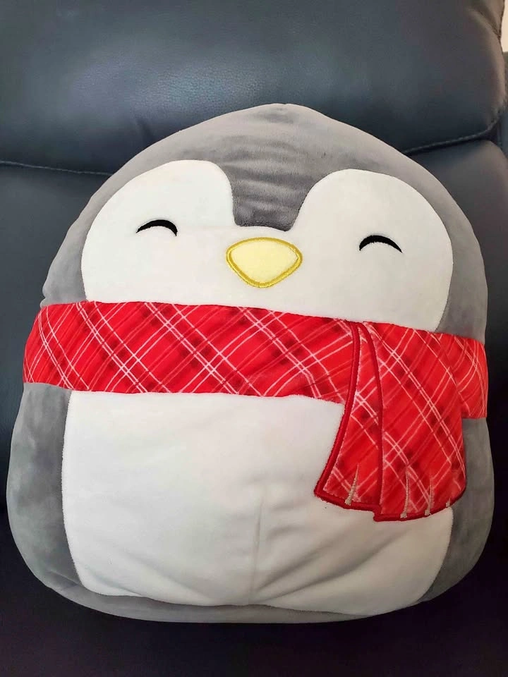 Jen the Penguin Squishmallow