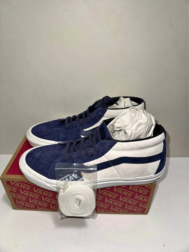 Men Vans Suede Shoes Size 12 US