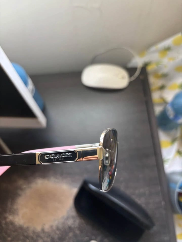 Authentic Pink Coach Sunglasses - photo 2