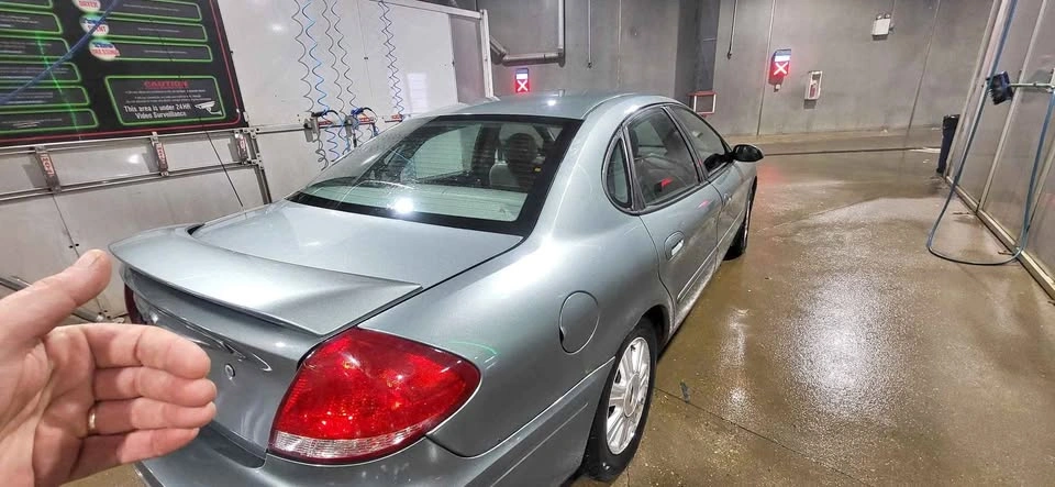 2006 Ford Taurus