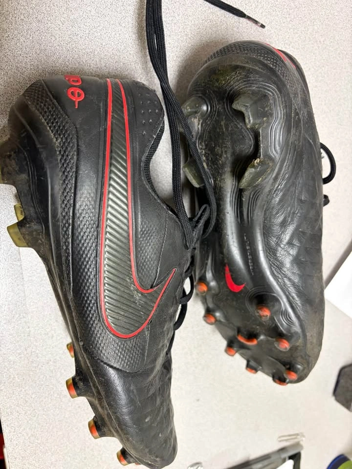 Outdoor soccer cleats - photo 2