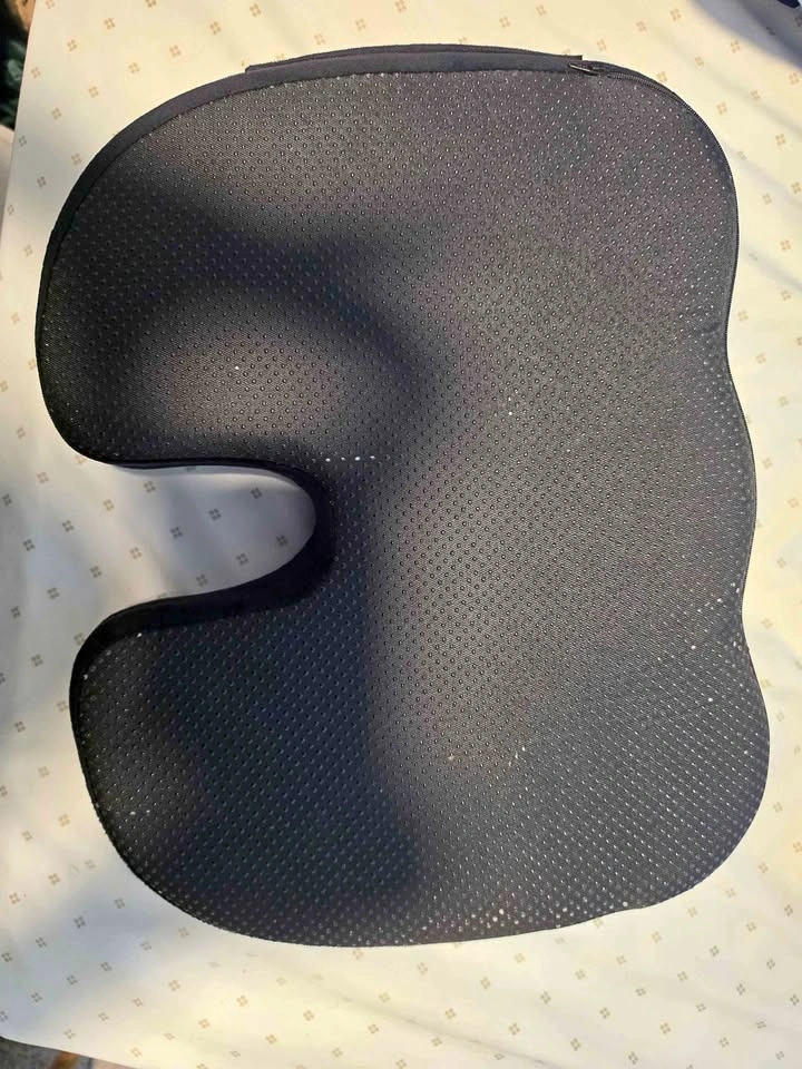 WAOAW seat cushion