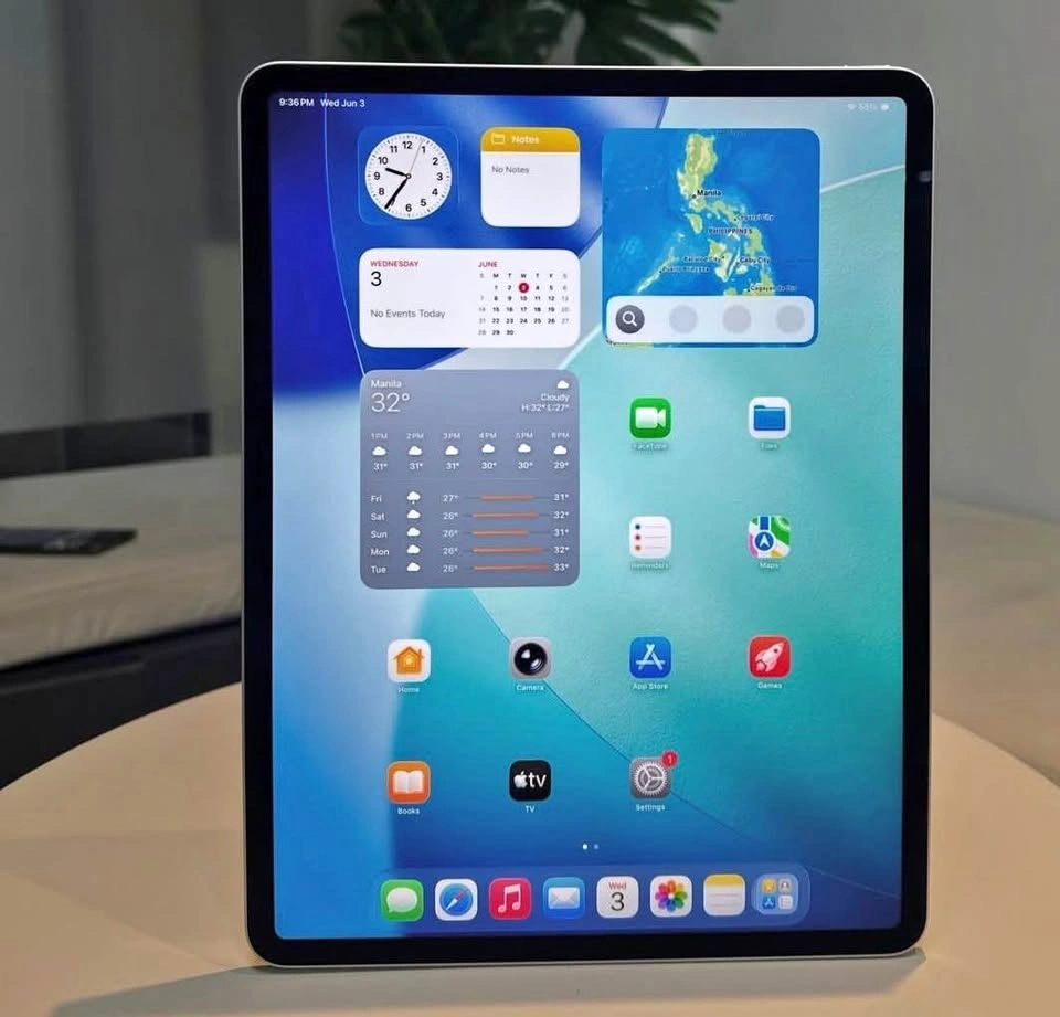 iPad Air 13inch M3 128gb like new