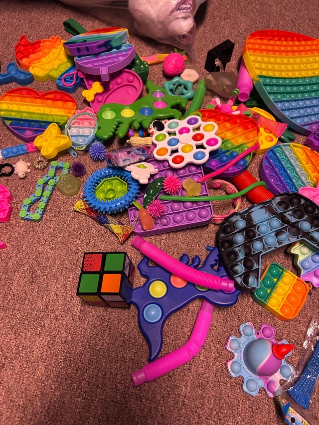 Large Fidget Toy and Pop It Assortment - photo 2