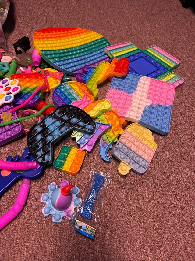 Large Fidget Toy and Pop It Assortment - photo 3