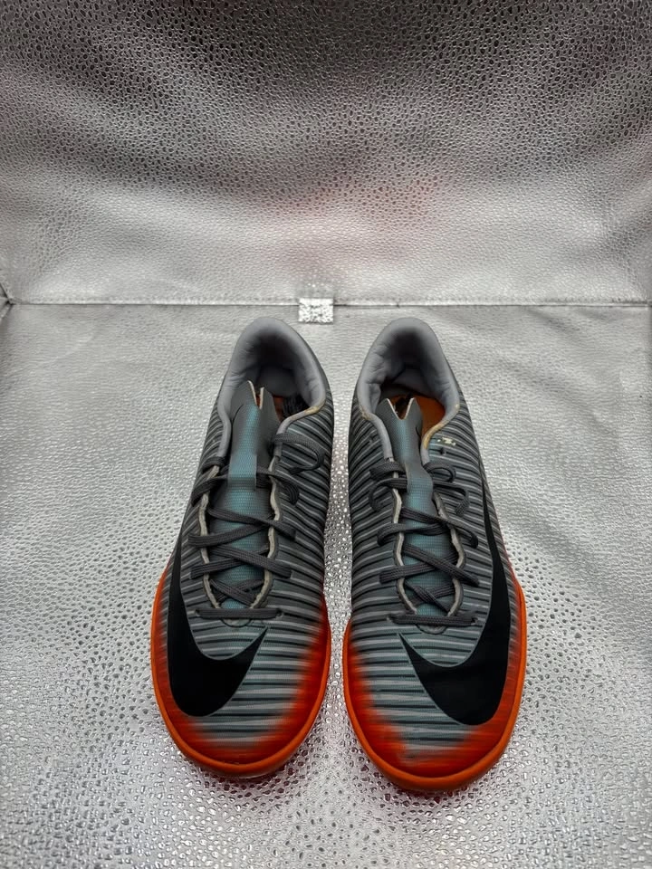 Nike mercurialX victory VI CR7 grey orange GS - photo 2