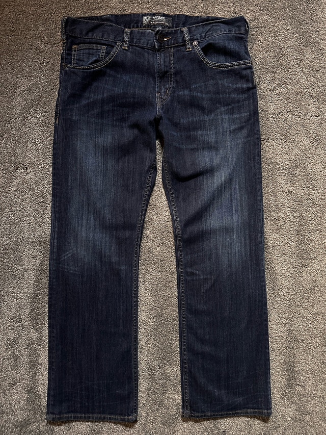 Silver Jeans Co. Zac Dark Wash Jeans Size 36x32
