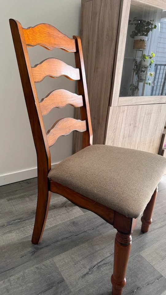 Traditional Wood Ladder-Back Dining Chair - photo 2