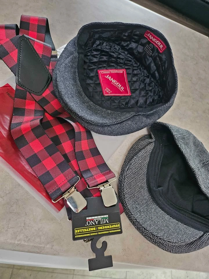 All included 12 Men's Blazer Jackets and two flat caps - photo 5