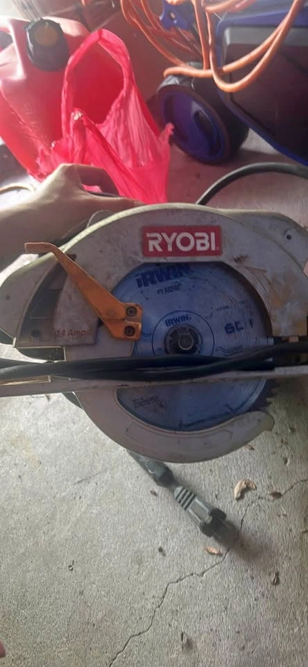 Ryobi Circular Saw with Irwin Blade