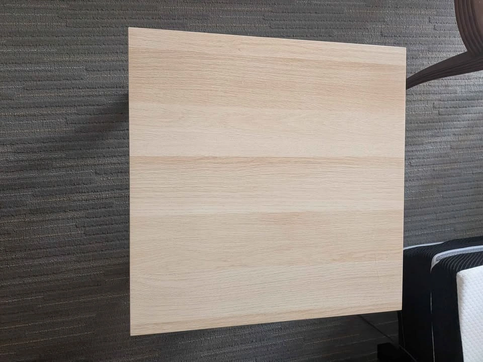 Light Wood Square Side / End Table - photo 3