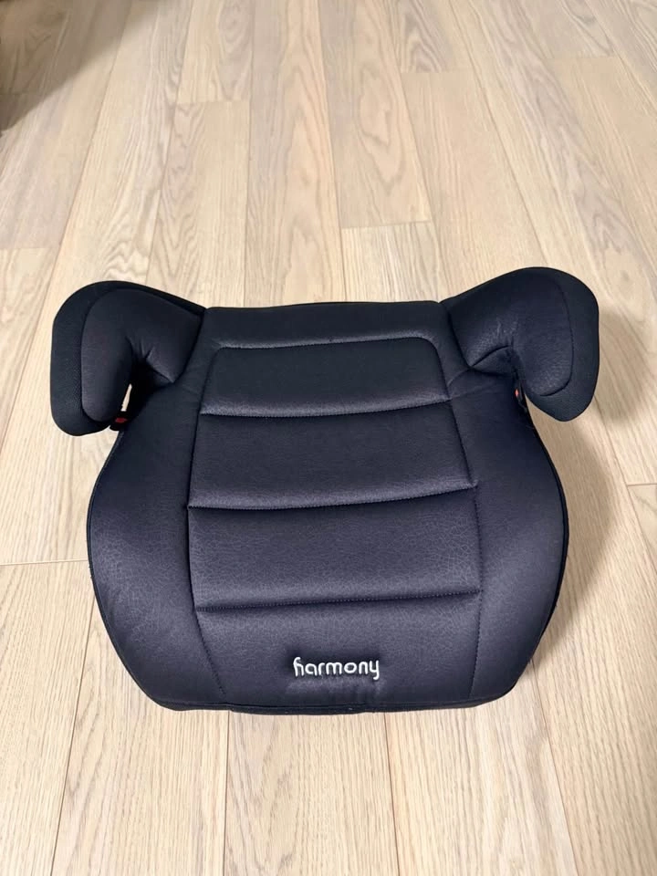 2 Booster Seats – Graco & Harmony - photo 4
