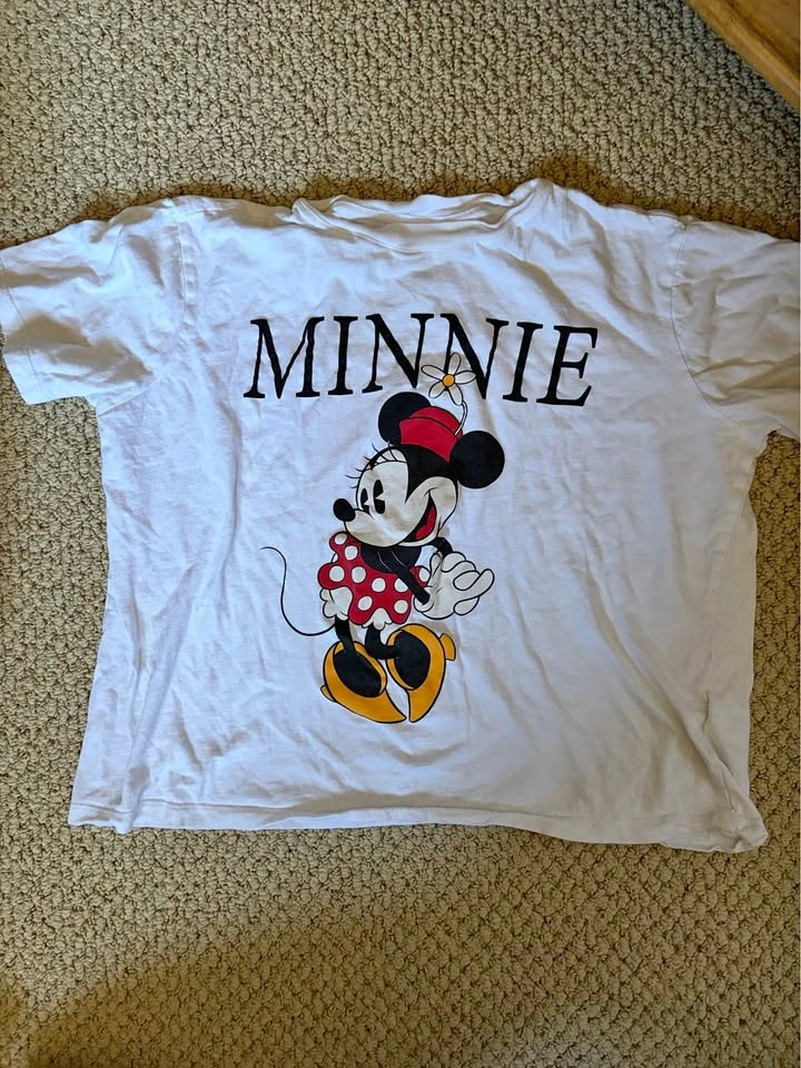 H&M Disney White Minnie Mouse Graphic Tee with Red Polka Dot Dre