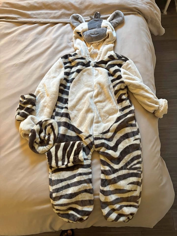 Coco Village Zebra Fluffy Onesie