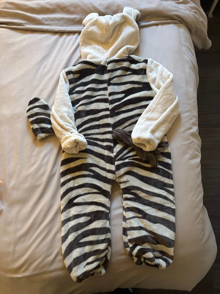 Coco Village Zebra Fluffy Onesie - photo 2