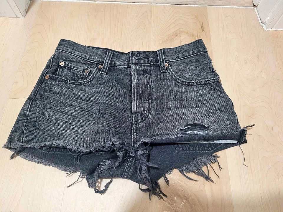 Levi's 501 Original Shorts W24 fits 24/25