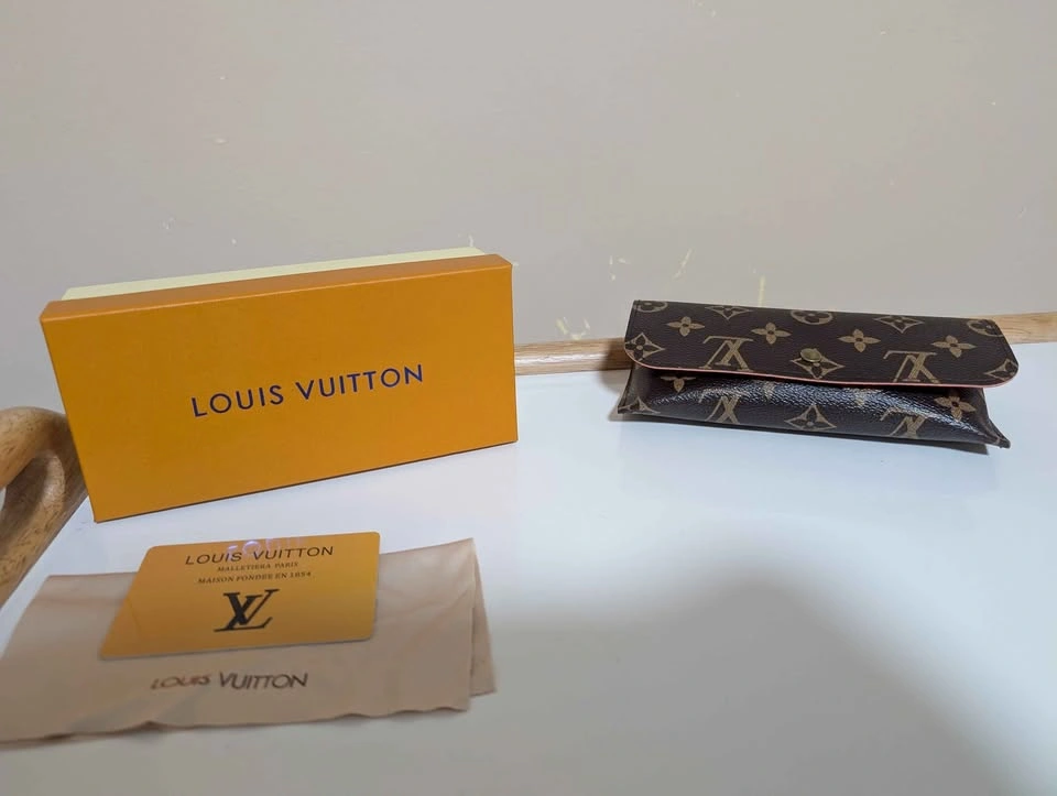 LV Premium Quality Sunglasses Available Limited Stock - photo 3