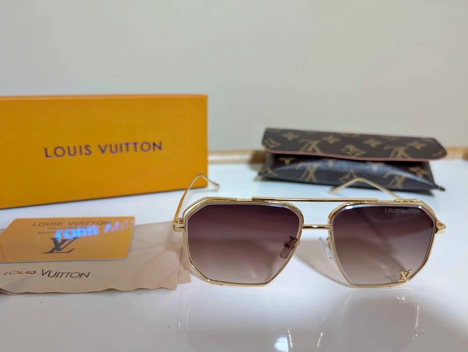 LV Premium Quality Sunglasses Available Limited Stock