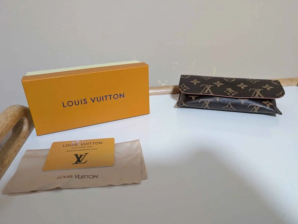 LV Premium Quality Sunglasses Available Limited Stock - photo 3