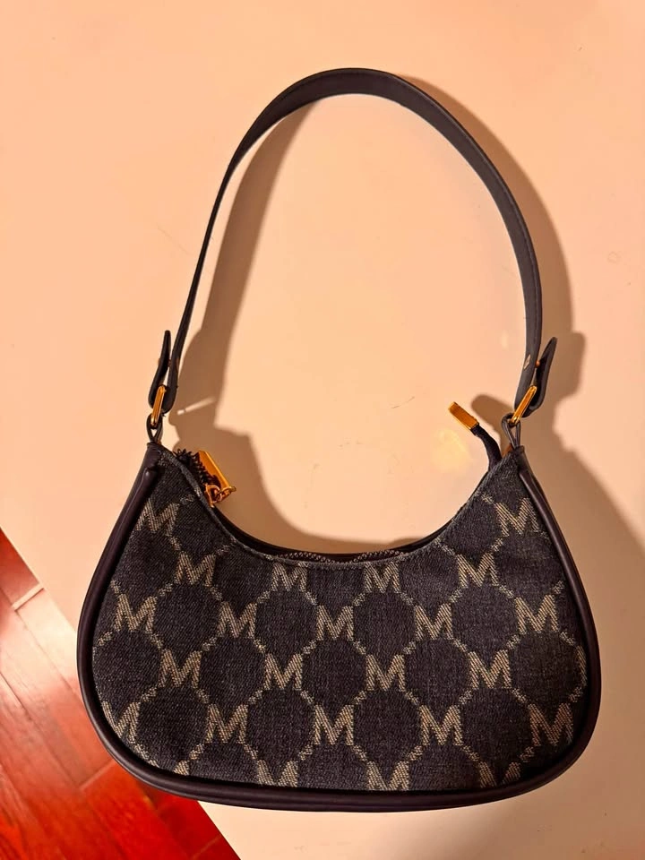 Michael Kors Mini Purse (Blue)